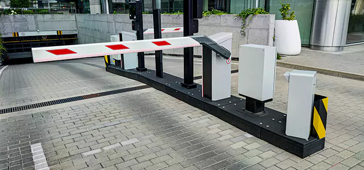 Custom Gate Design & Integration Bellview